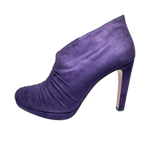 $1295 PRADA PURPLE SUEDE CAMOSCIO MORA GATHERED SHORT PLATFORM BOOTS 39.5 - Picture 1 of 8